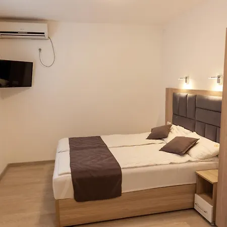 Apartmani Stanisic-Becici Exterior photo