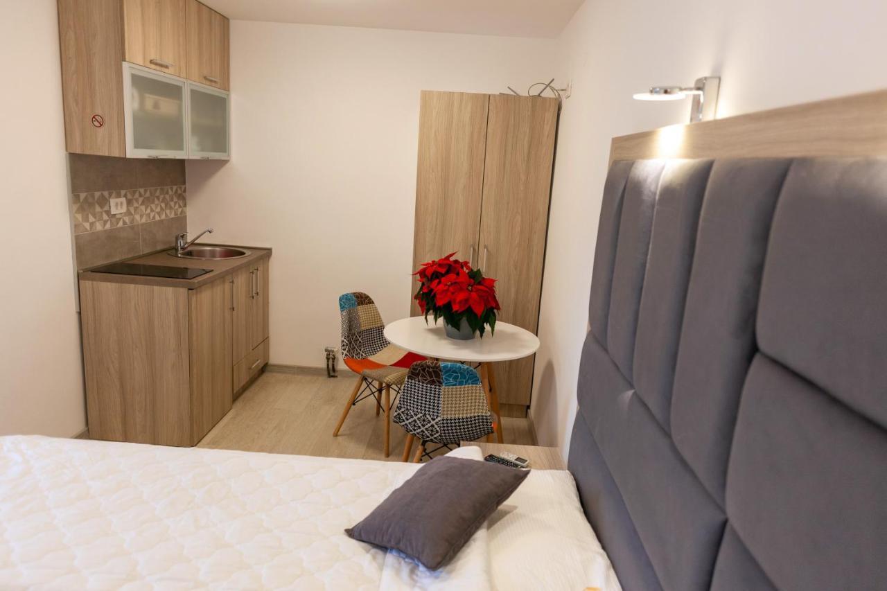 Stanisic-becici Apartment *