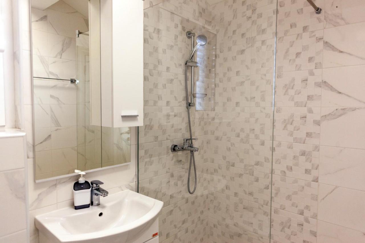 Stanisic-becici Apartment